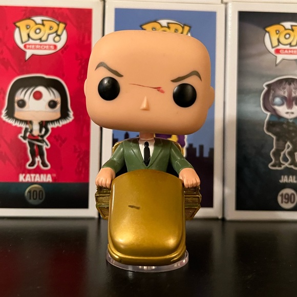 (LOOSE, No Box) (Bad Condition) Professor X Funko Pop #57
